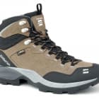 Туристическая обувь