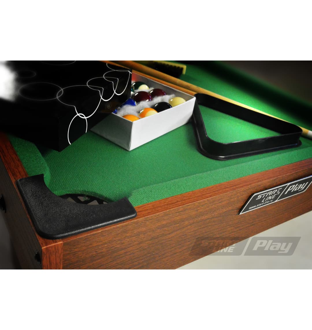 Стол бильярдный Start Line Play "Настольный SLP" 910 х 500 х 200 мм, МДФ универсальный дизайн и качественная отделка. В комплект входят: 1 набор шаров, 2 кия, 2 мела, 1 треугольник. SLP3620-2