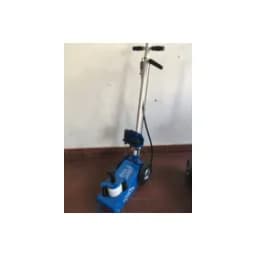 Домкрат подкатной пневмогидравлический TrommelBerg SD101902 22 т