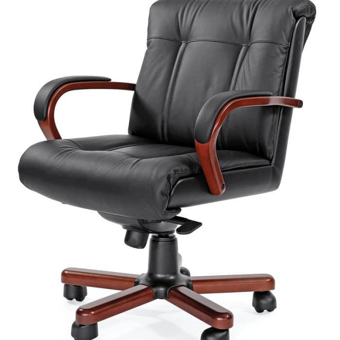 Конференц-кресло MULTI-OFFICE PARIS B с низкой спинкой на крестовине черная кожа+к/з/т. орех