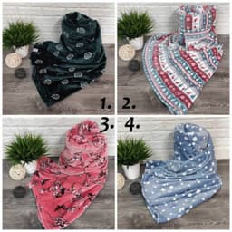 Плед с рукавами и капюшоном