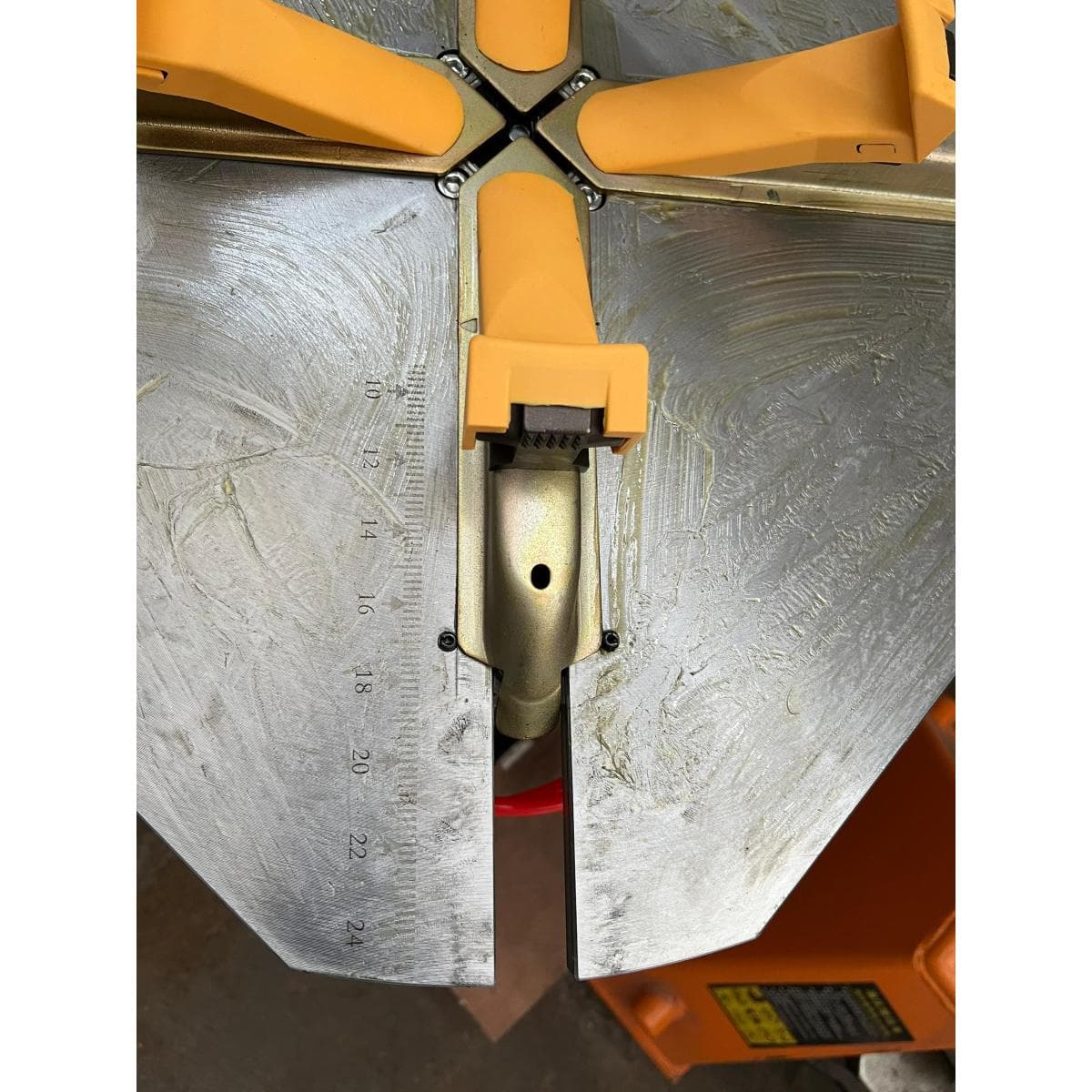 Launch TWC-401NIC Шиномонтажный станок