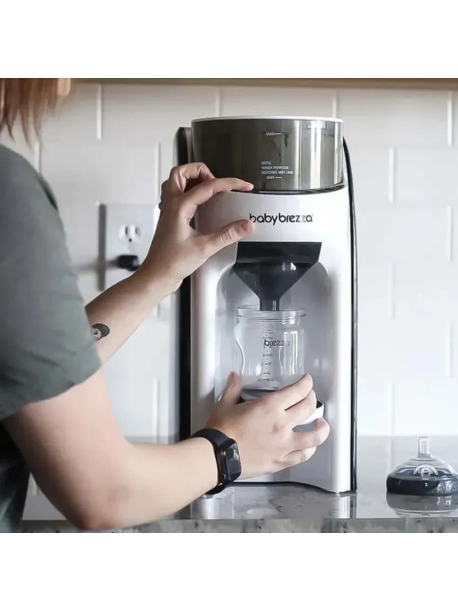 Автоматическая система для приготовления детской молочной смеси Baby Brezza Formula Pro Advanced