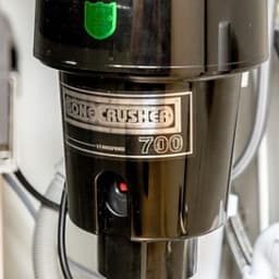 Измельчитель пищевых отходов GranFest Bone Crusher 700