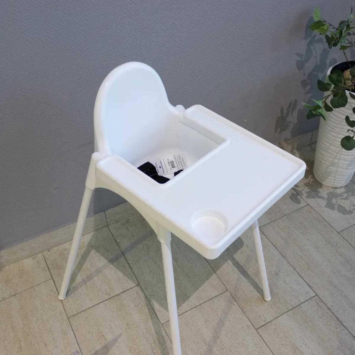 Стульчик для кормления белый (М6247)