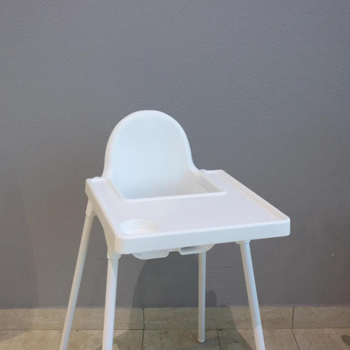 Стульчик для кормления белый (М6247)