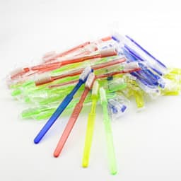 Набор зубных щеток с нанесённой зубной пастой Revyline (100 шт.)