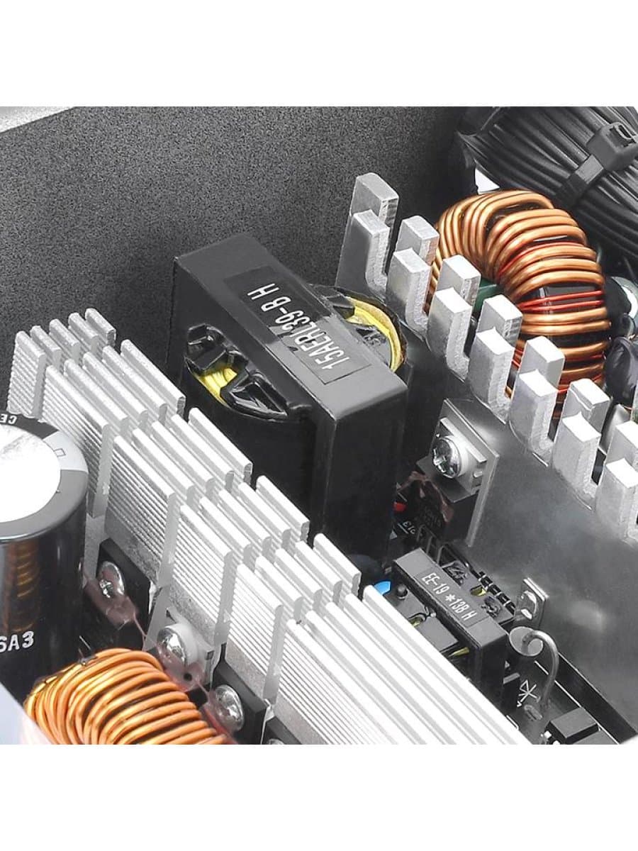 Блок питания 750W Thermaltake, Smart BX1, ATX, 80 Plus Bronze, APFC, 20+4 pin, 4+4pin, 9*Sata, 6*Molex, 1*FDD, 4*PCI-E 6+2 pin, Вентилятор 12 см, Кабель питания, Чёрный [PS-SPD-0750NNSABE-1]