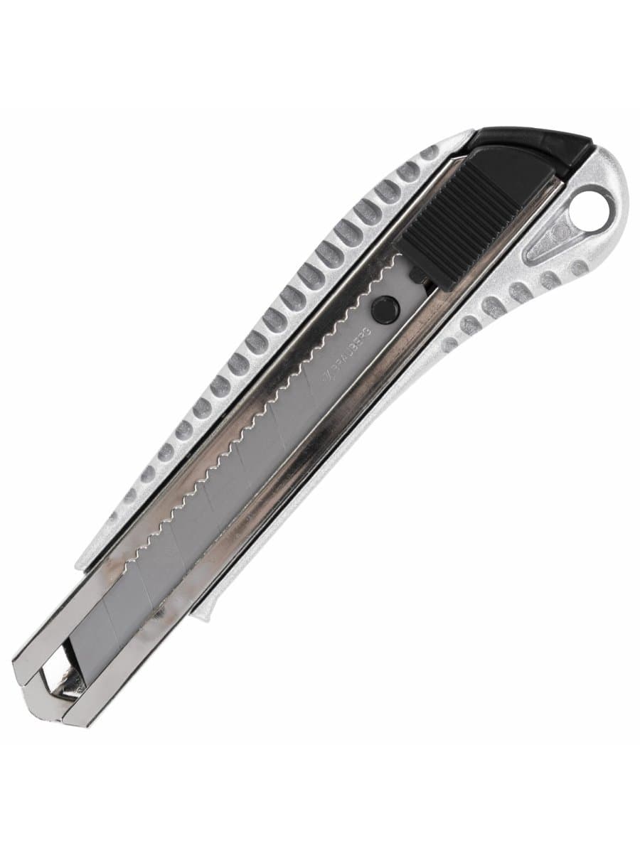 Нож канцелярский 18 мм BRAUBERG "Metallic", металлический корпус (рифленый), автофиксатор, блистер, 235401