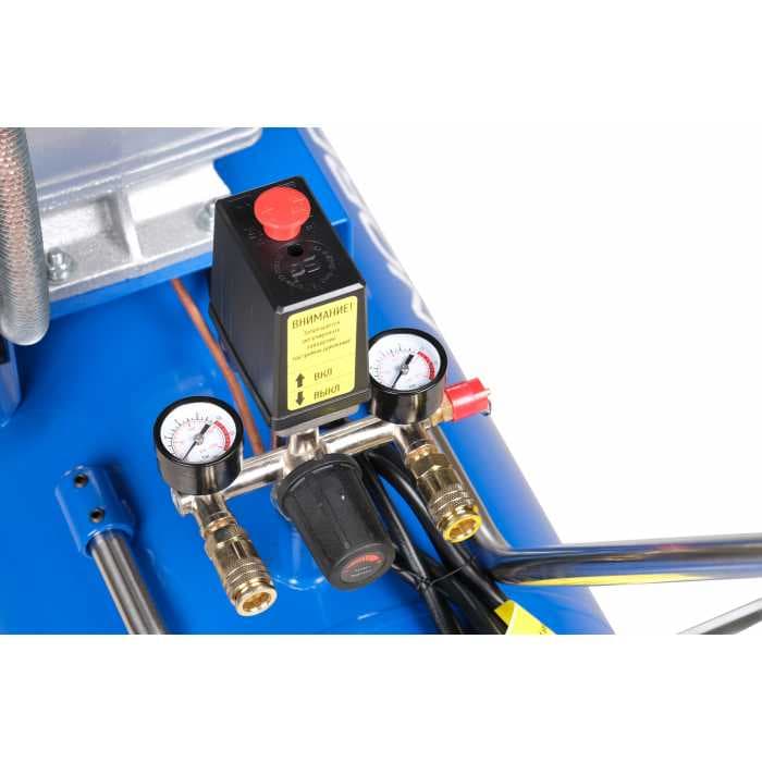 Компрессор двухпоршневой, ременной, чугунная головка, 220 В, ресивер 100 л, 320 л/мин NORDBERG NCE100/360