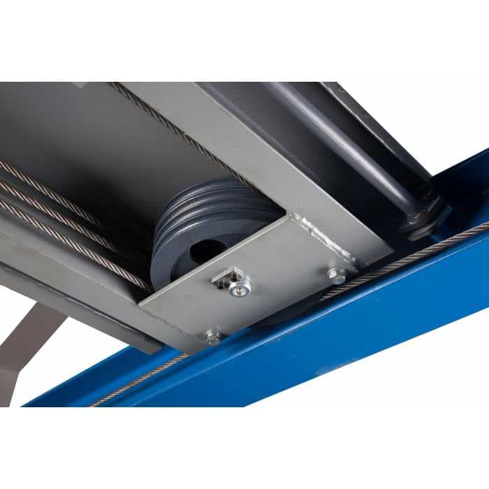 Подъемник четырехстоечный 4.5 т, с ручной траверсой 2 т N423, 380 В, синий NORDBERG 4445J_MB(M)