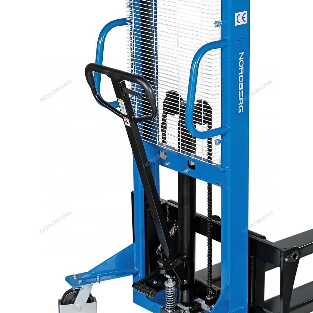 Штабелер гидравлический 1,5 т NORDBERG N3906-15