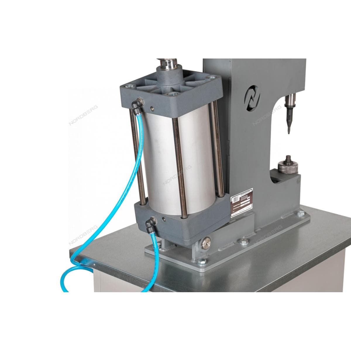 Пневматический станок для заклепки тормозных колодок с тумбой, цилиндр 160, NORDBERG NR8PM+MML0 NR8PM+MML0