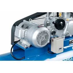 Компрессор трехпоршневой, ременной, чугунная головка, 380 В, ресивер 300 л, 800 л/мин NORDBERG NCE300/800