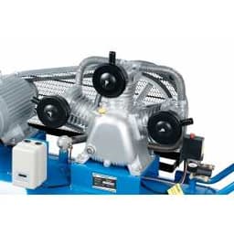 Компрессор трехпоршневой, ременной, чугунная головка, 380 В, ресивер 300 л, 800 л/мин NORDBERG NCE300/800