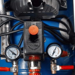 Компрессор поршневой V-образный 220 В, ресивер 50 л, 410 л/мин NORDBERG NCE50/410V