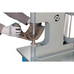 Пневматический станок для заклепки тормозных колодок с тумбой, цилиндр 125, NORDBERG NR8P+MML0 NR8P+MML0