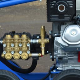 Аппарат высокого давления Посейдон B13-140-30-Y-4W-Reel1