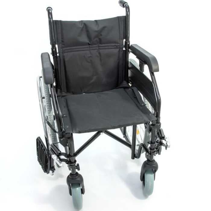 Инвалидная коляска Мега-Оптим FS908AQ (712 N-1), литые задние колеса