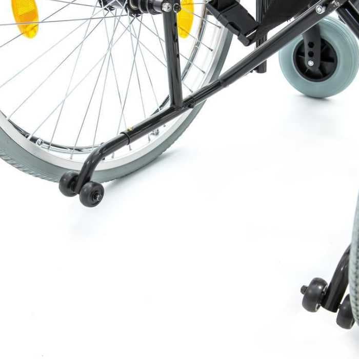 Инвалидная коляска Мега-Оптим FS908AQ (712 N-1), литые задние колеса