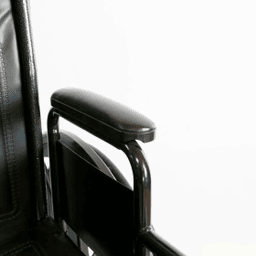 Инвалидная коляска Мега-Оптим с регулировкой угла наклона подножек 511 B