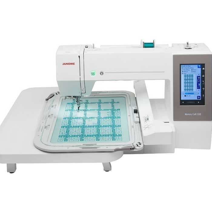 Вышивальная машина JANOME Memory Craft550E