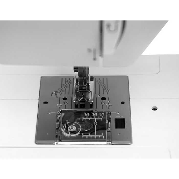 Швейная машина JANOME Clio 325