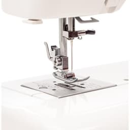 Швейная машина JANOME Juno 1915