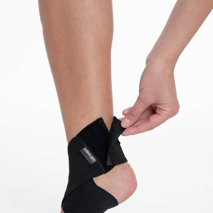 Бандаж голеностопа эластичный КОМФ-ОРТ (К-905)