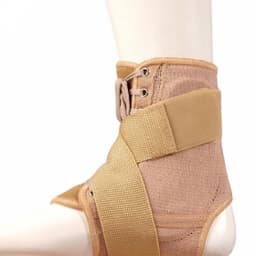 Фиксатор голеностопа с дополнительной стяжкой FOSTA (F 2010)