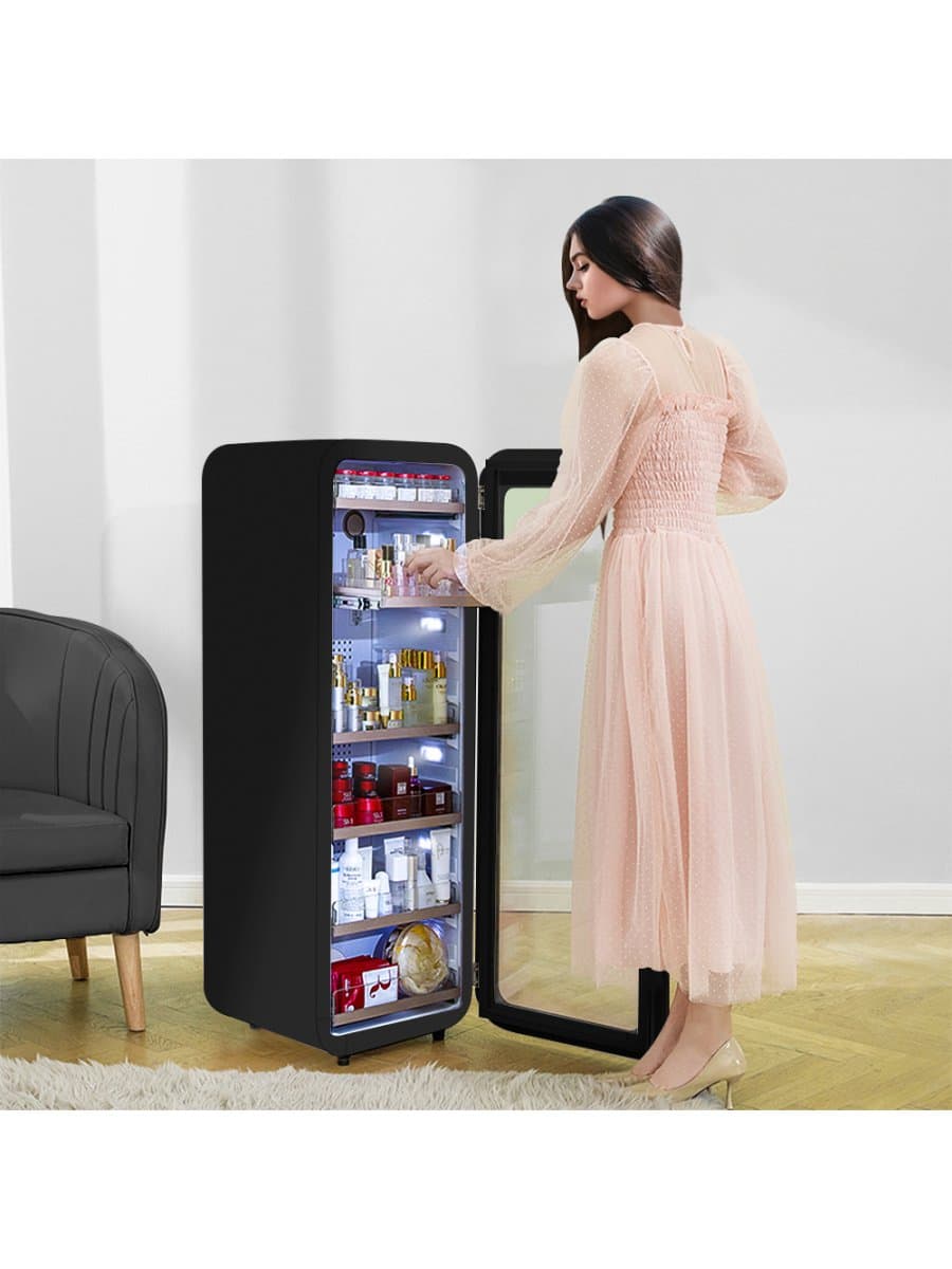 Холодильник для напитков и косметики MEYVEL MD105-Black компрессорный отдельностоящий