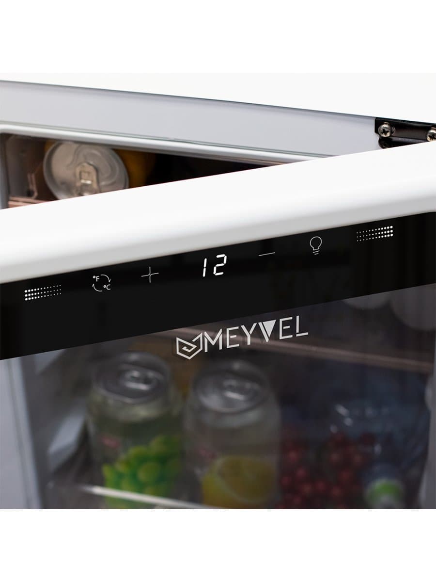 Холодильник для напитков и косметики MEYVEL MD35-White термоэлектрический отдельностоящий
