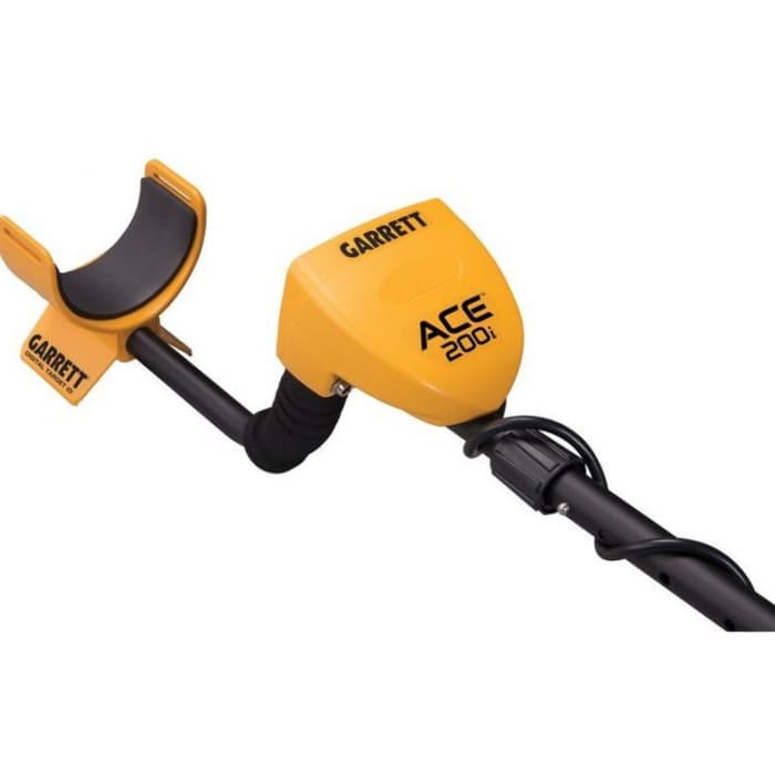 Грунтовый металлодетектор Garrett ACE 200i