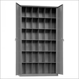 Шкаф для противогазов 36 ячеек