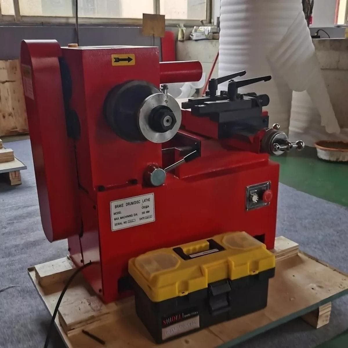 Стенд для проточки барабанных и тормозных дисков Richon C9335A