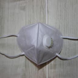 Маска с респиратором KN-95 (FFP3)