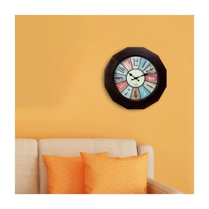 Настенные часы Салют SLT 5353