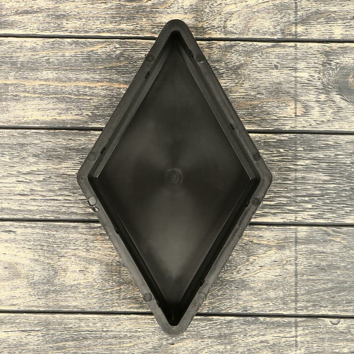 Форма для тротуарной плитки «Ромб», 19 × 33 × 4,5 см, гладкая, Ф31020