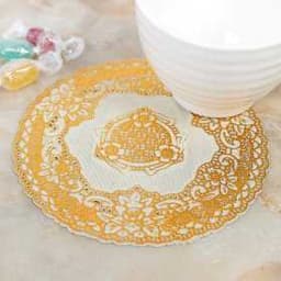 Салфетка ажурная ПВХ d=12 см "Круговорот", цвет золото