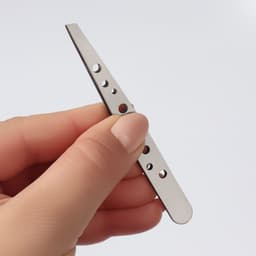 Пинцет скошенный, широкий, 9.5 см