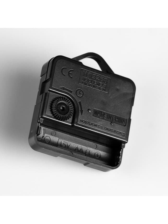 Часовой механизм со стрелками «Соломон-9», плавный ход, шток 16 мм, стрелки 58/72/74 мм, серебристые