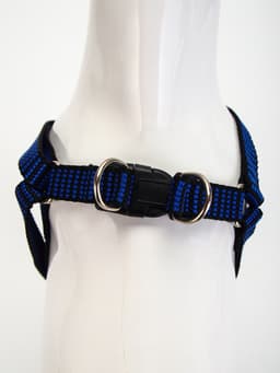 Шлейка с поводком, ОГ 36-49 см, ширина 1.5 см, поводок 120 см, рельефная, сине-чёрная