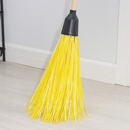 Метла полипропиленовая, с черенком «Дорогая», 5 колец, МИКС