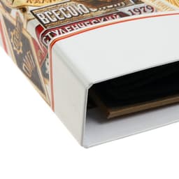 Альбом для значков, с листами на ткани, 230×270 мм