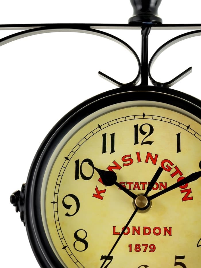 Часы настенные интерьерные Kensington station, двусторонние, на подвесе, бесшумные, плавный ход, d=12 см, от батареек 2×АА