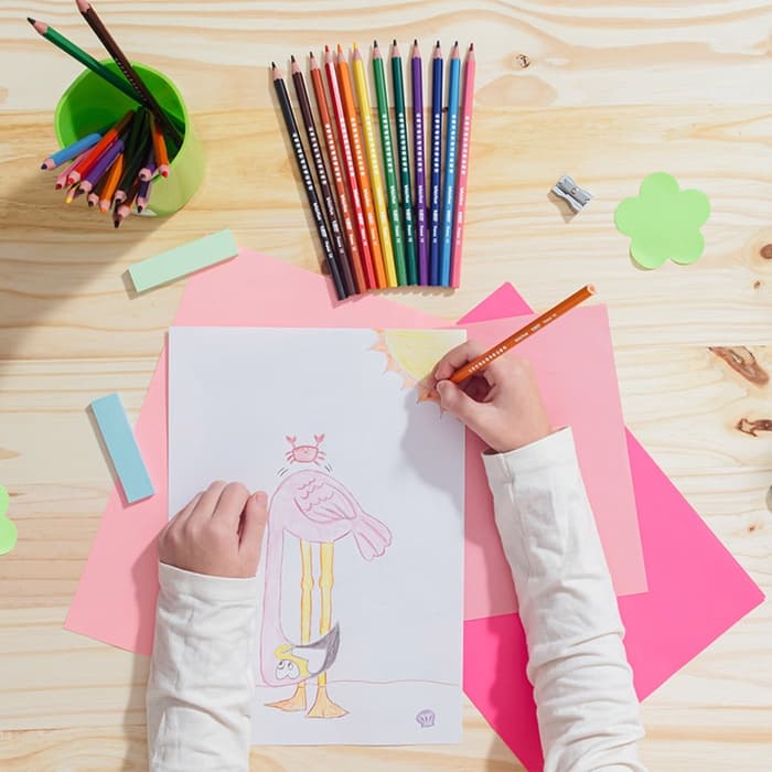 Карандаши цветные 12 цветов BIC, детские, заточенные, шестигранные, пластиковые