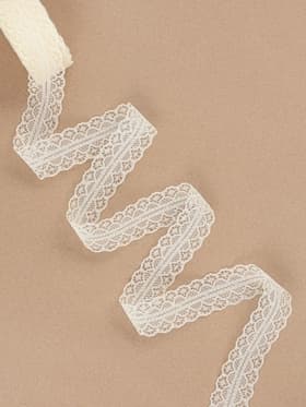 Кружево капроновое, 30 мм × 10±1 м, молочное