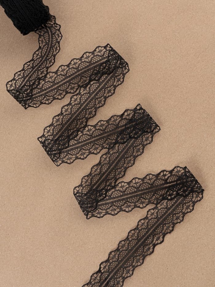Кружево капроновое, 30 мм, 10±1 м, чёрное