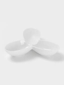 Менажница 3 ячейки Wilmax, d=17 см, фарфор, белая