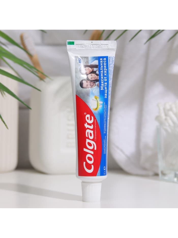Зубная паста Colgate «Максимальная защита от кариеса», свежая мята, 50 мл